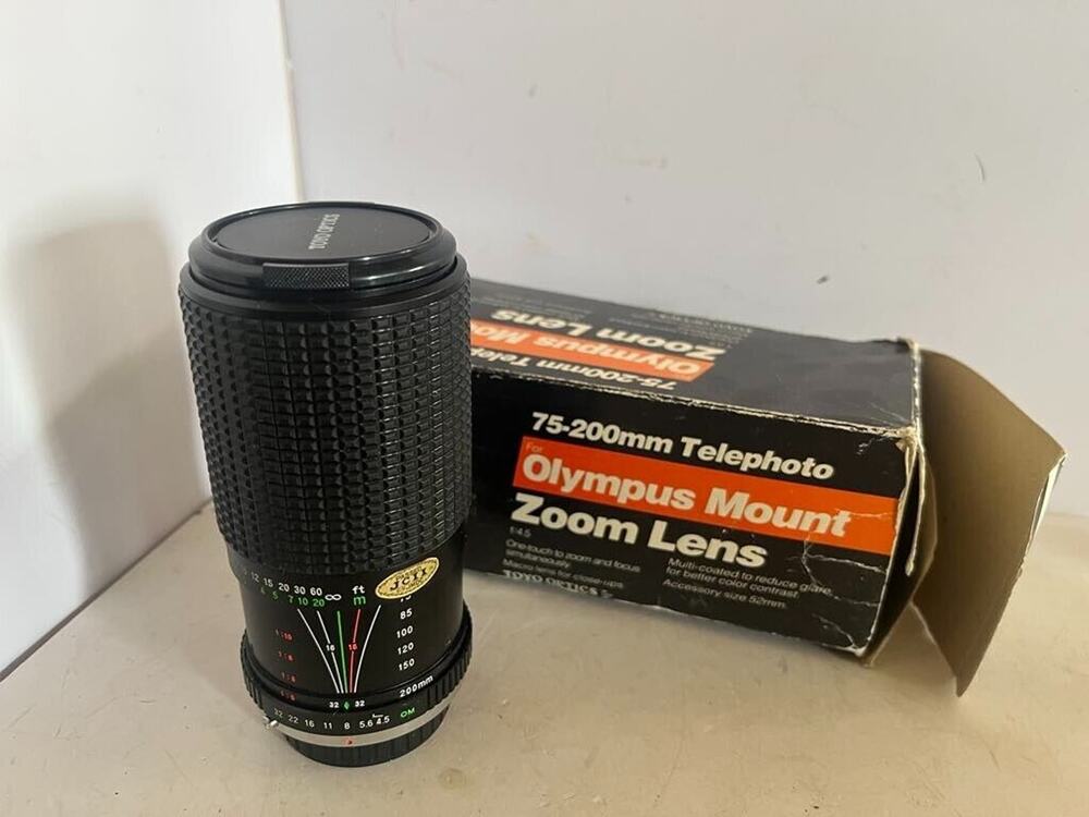 Vintage Olympus 75-200mm f/4.5 Zoom Lens By TOYO OPTICS